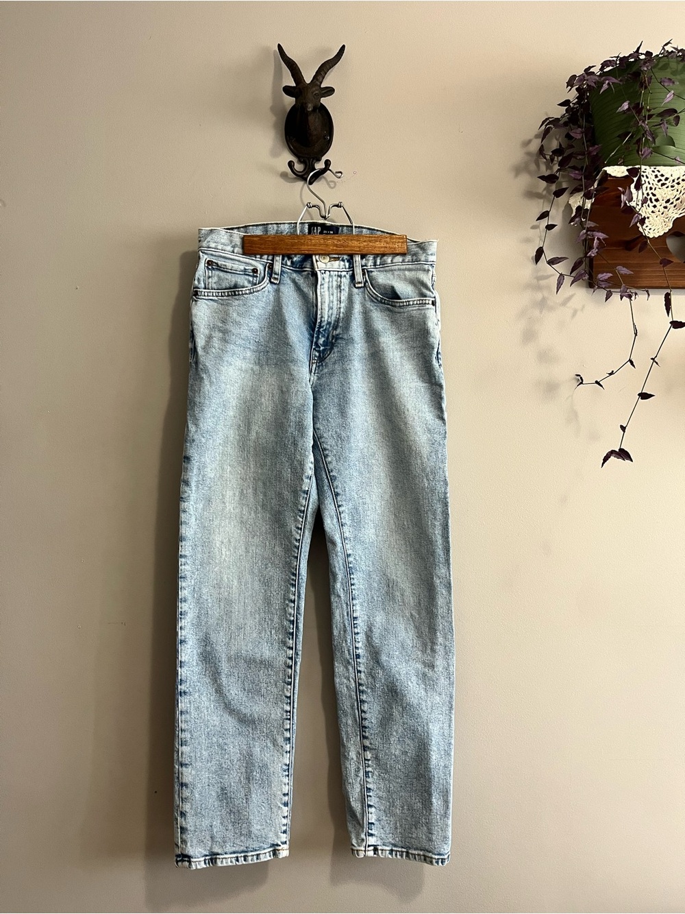 GAP Straight Leg Light Wash High-Rise Jeans size 29 - Picture 2 of 10